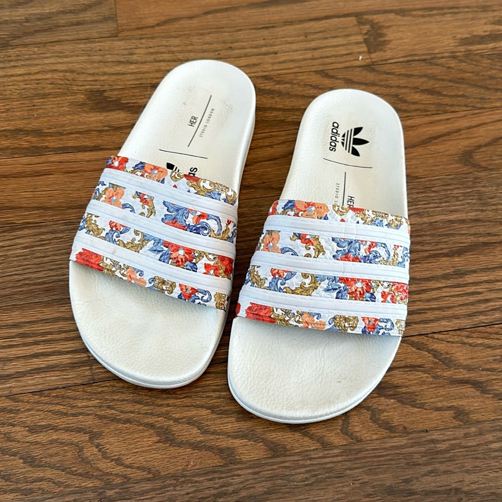 Adidas slides size 6